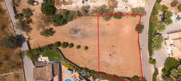 1053m² Land in Loule, Portugal No. 138118 7