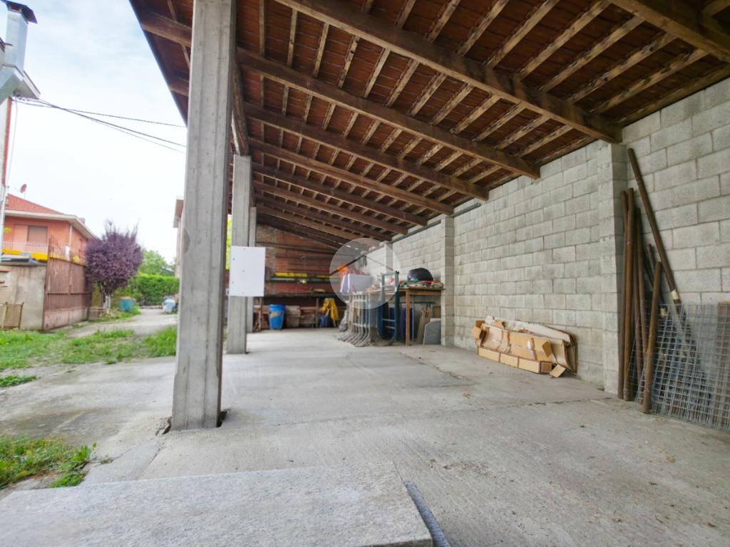 1-salle Entrepôt à San Raffaele Cimena, Italy No. 271802