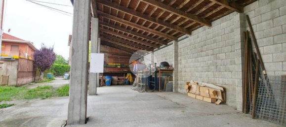 1-salle Entrepôt à San Raffaele Cimena, Italy No. 271802 12