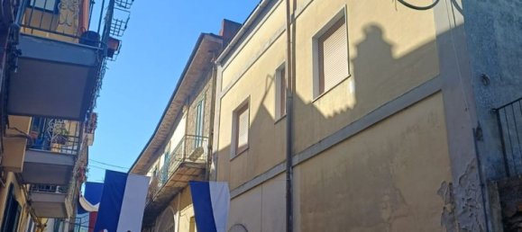 Дом с 4 спальнями в Роккапьемонте, Италия № 379058 2