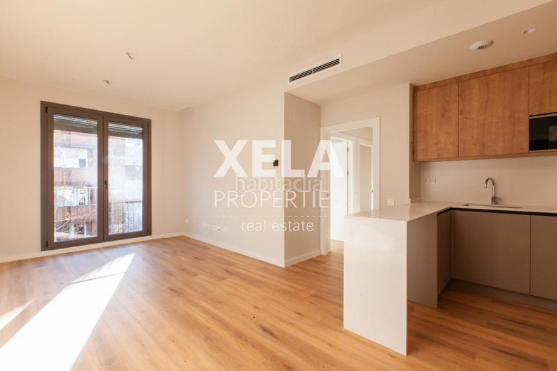 Квартира с 3 спальнями в Сан-Марти, Испания № 215980