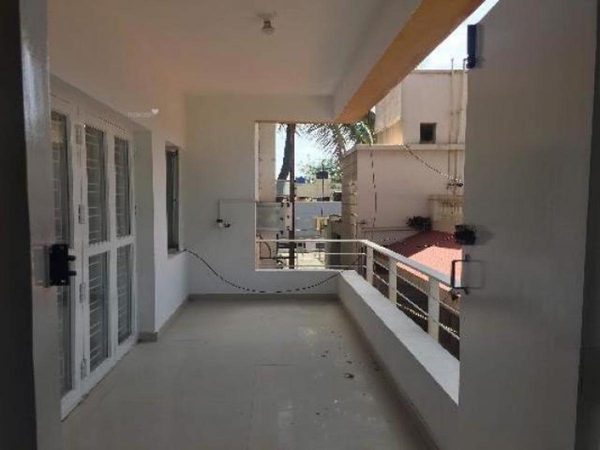 3 bedrooms House in Bangalore, India No. 5142