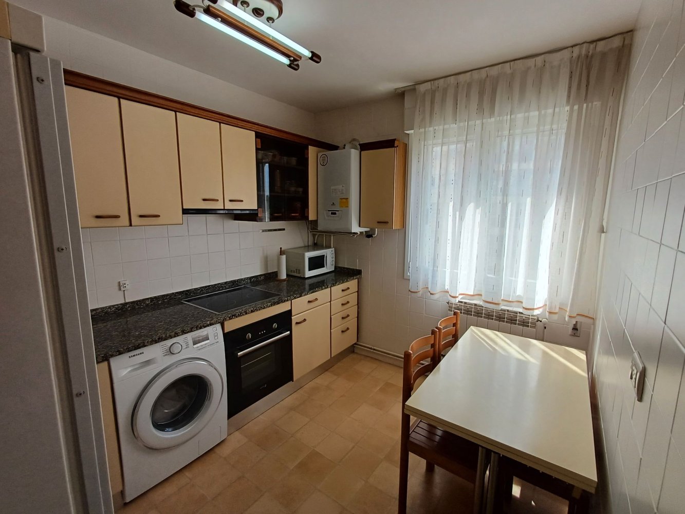 3 غرف نوم شقة في Vitoria-Gasteiz, Spain رقم 254156