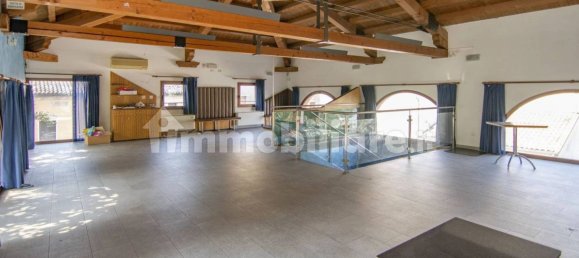 270m² Commercial property in Legnaro, Italy No. 281926 30