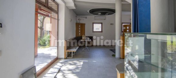270m² Commercial property in Legnaro, Italy No. 281926 17
