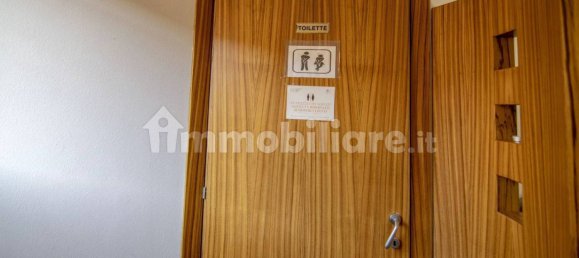 270m² Commercial property in Legnaro, Italy No. 281926 22