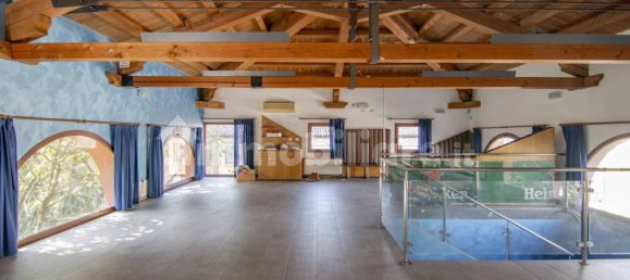270m² Commercial property in Legnaro, Italy No. 281926 31