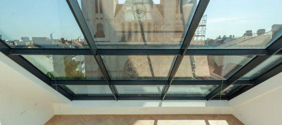 4 rooms Apartment in Alsergrund, Austria No. 185631 8