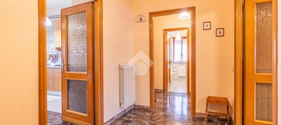 Apartamento de 2 dormitorios en Rome, Italy No. 75530 24