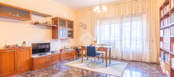 Apartamento de 2 dormitorios en Rome, Italy No. 75530 6