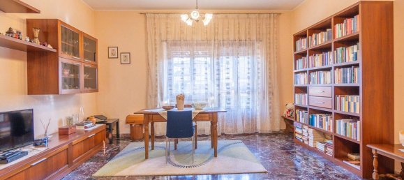 Apartamento de 2 dormitorios en Rome, Italy No. 75530 32