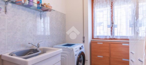 Apartamento de 2 dormitorios en Rome, Italy No. 75530 25
