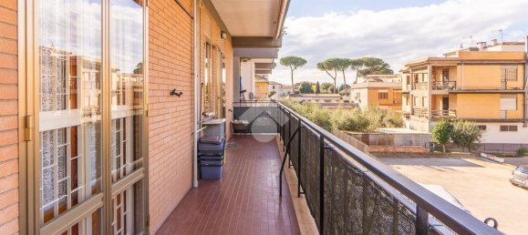 Apartamento de 2 dormitorios en Rome, Italy No. 75530 27