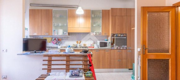 Apartamento de 2 dormitorios en Rome, Italy No. 75530 10