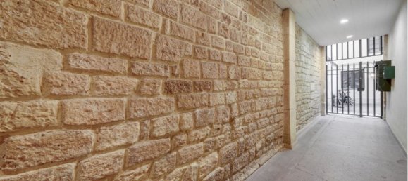 3 rooms Apartment in Paris, France No. 185937 8