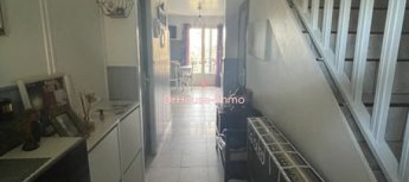 Casa T3 em Stains, France N.º 359282 8