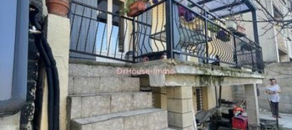 Casa T3 em Stains, France N.º 359282 4