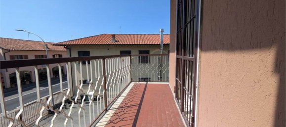 2 Schlafzimmer Wohnung in Pozzo d'Adda, Italy, Nr. 355568 7