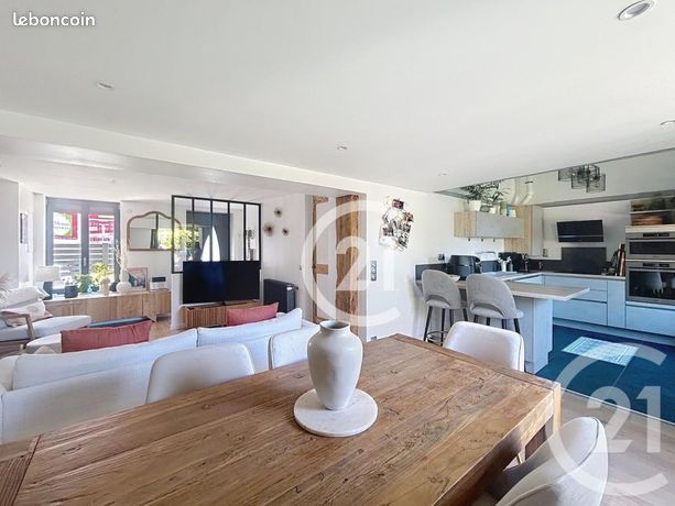 2 bedrooms House in Seine-Maritime, France No. 315075