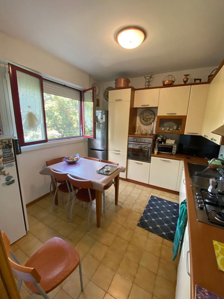 4 bedrooms Apartment in Milan, Italy No. 366441