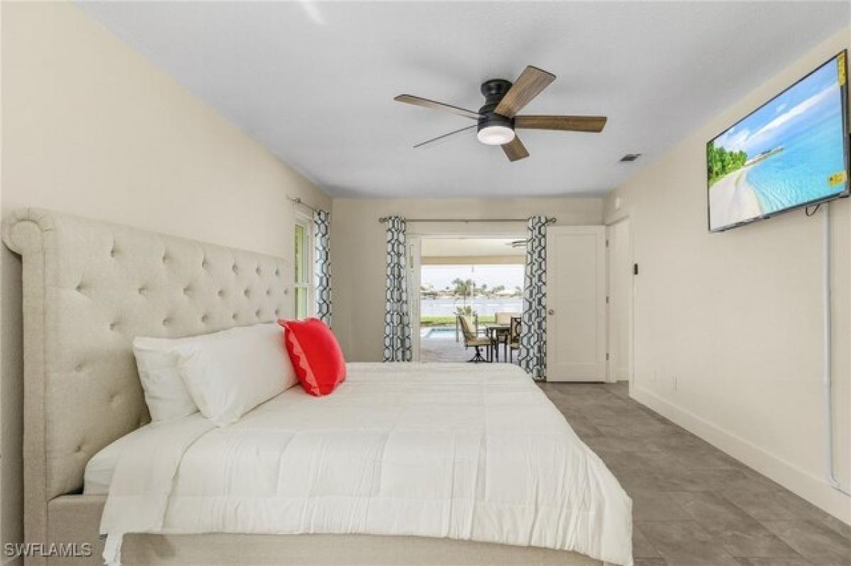 3 bedrooms House in Cape Coral, USA No. 435372