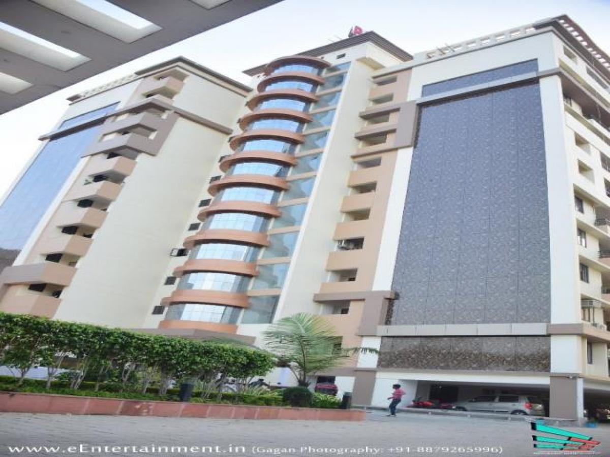 3 bedrooms House in Lucknow, India No. 51433