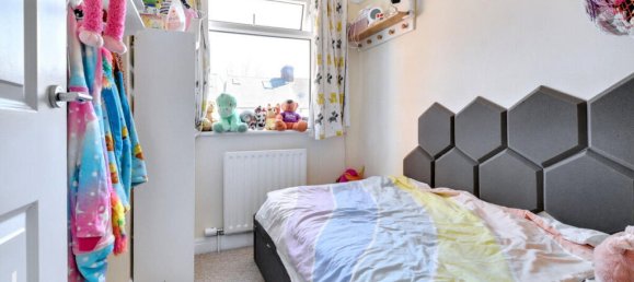 4 bedrooms House in Croydon, United Kingdom No. 4864 15