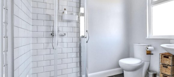 4 bedrooms House in Croydon, United Kingdom No. 4864 17