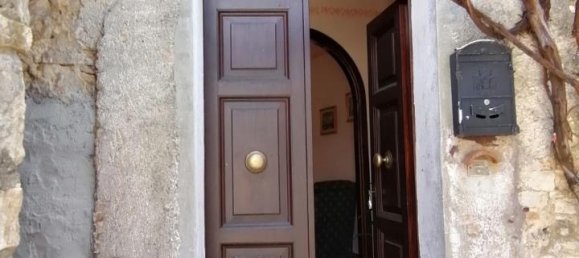 3 rooms Apartment in Semproniano, Italy No. 155240 2