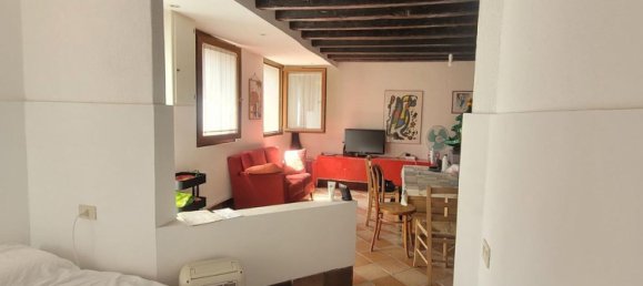 Studio in Venice, Italy No. 179550 9