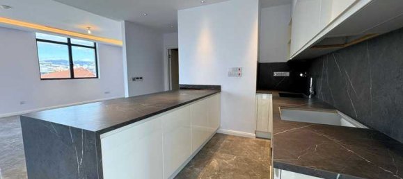 4 bedrooms Apartment in Limassol, Cyprus No. 20811 5