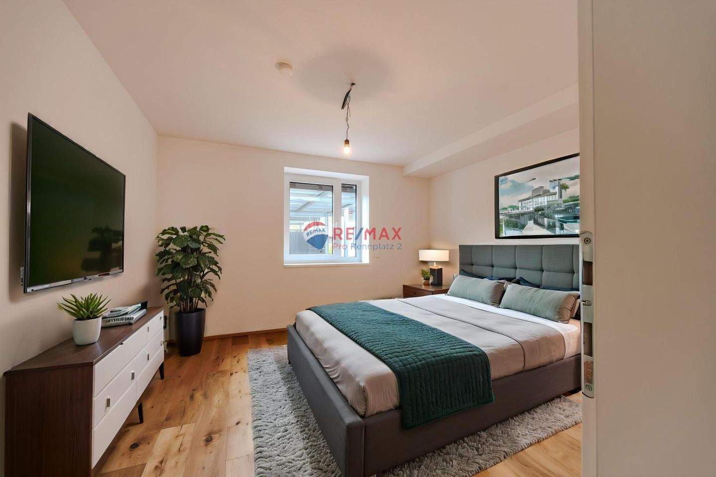 Квартира с 2 комнатами в Мария Вёрт, Австрия № 188369