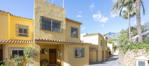 3 bedrooms Townhouse in Marbella, Spain No. 133486 11