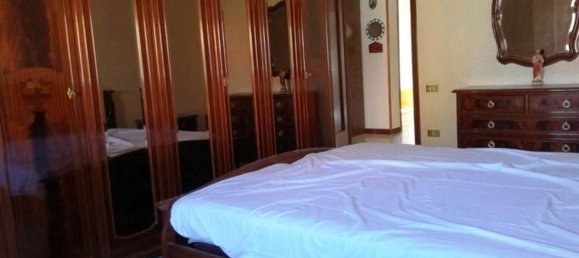 Квартира с 5 комнатами в Партинико, Италия № 142983 15