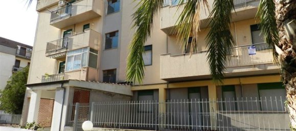 Квартира с 5 комнатами в Партинико, Италия № 142983 7