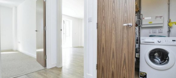 2 bedrooms Apartment in Barking, United Kingdom No. 12483 9