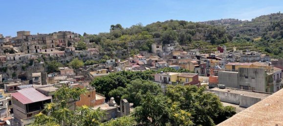 Дом с 3 спальнями в Лентини, Италия № 275536 14