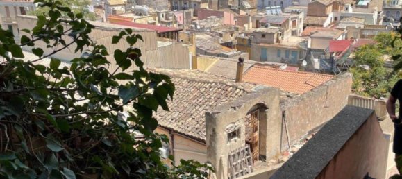 Дом с 3 спальнями в Лентини, Италия № 275536 4