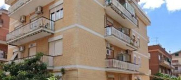 2 bedrooms Apartment in Rome, Italy No. 318841 3