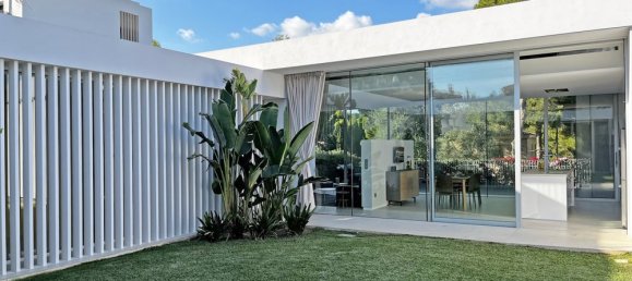 4 bedrooms Villa in Santa Ponsa, Spain No. 14749 2