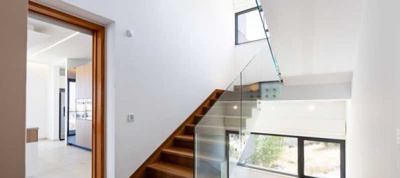 4 غرف نوم منزل في Mesa Geitonia, Cyprus رقم 6985 10