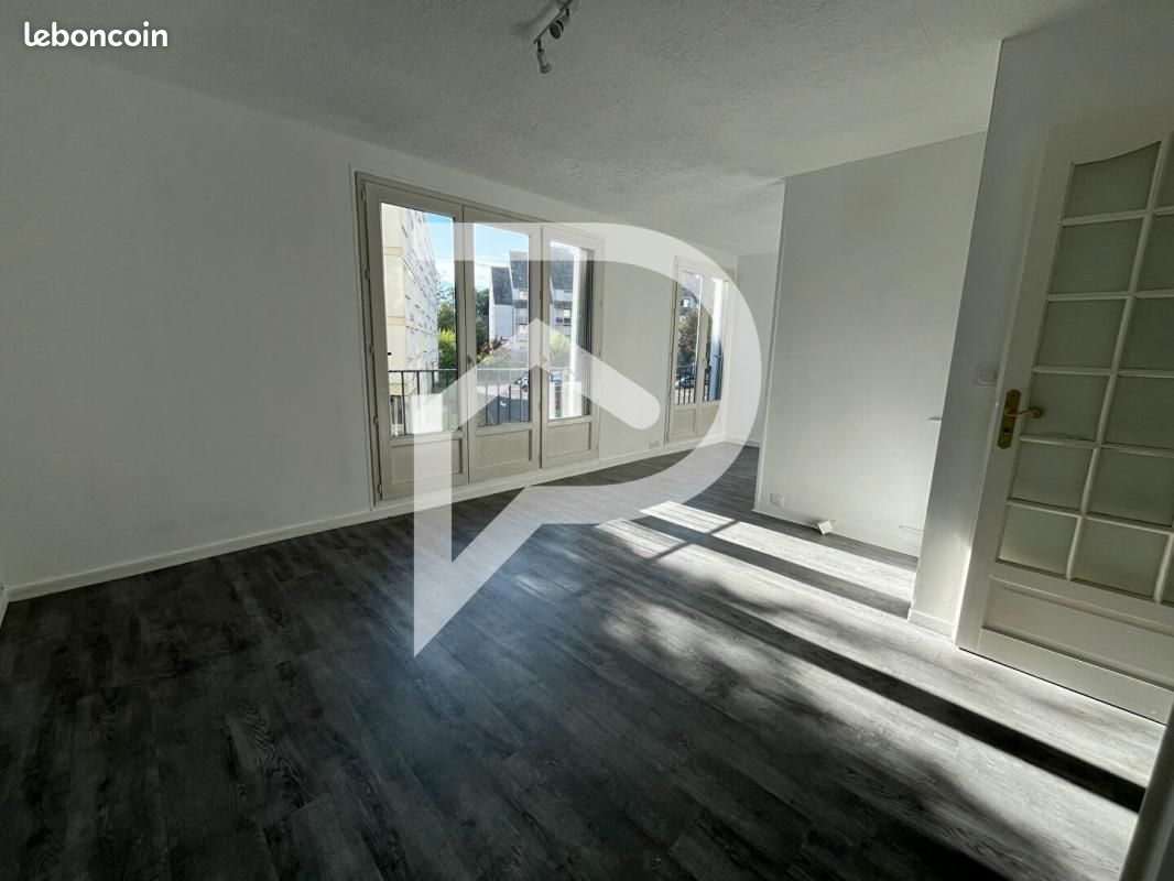 Квартира с 2 спальнями в Оливе, Франция № 81768