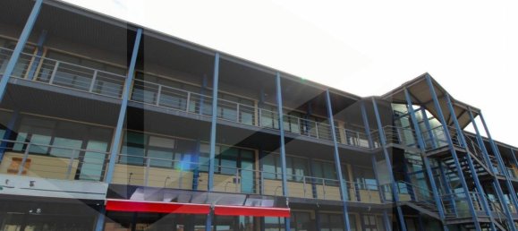 1 room Office in Bientina, Italy No. 27961 9