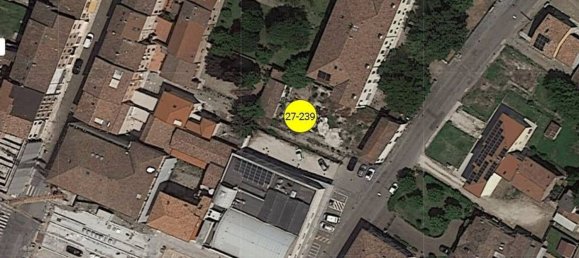 3-salle Appartement à Novi di Modena, Italy No. 11339 17