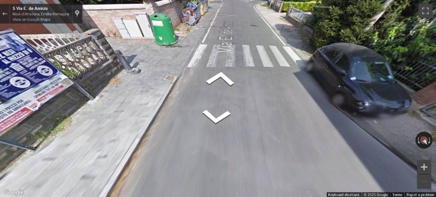 3-salle Appartement à Novi di Modena, Italy No. 11339