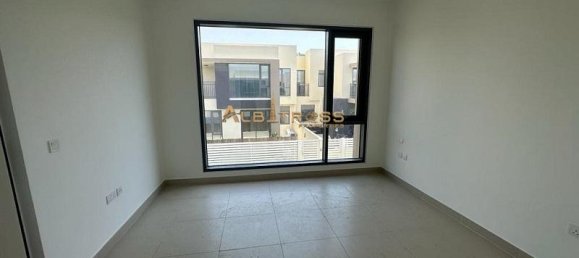 Villa de 4 dormitorios en Dubai Hills Estate, UAE No. 9354 10