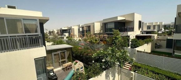 Villa de 4 dormitorios en Dubai Hills Estate, UAE No. 9354 5