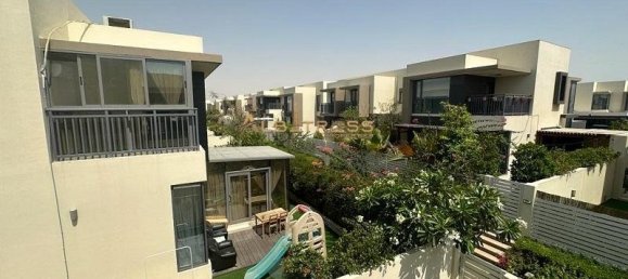 Villa de 4 dormitorios en Dubai Hills Estate, UAE No. 9354 7