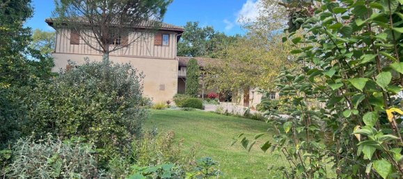 5 bedrooms House in Simorre, France No. 191068 6