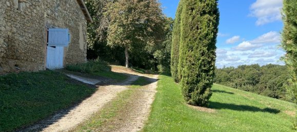 5 bedrooms House in Simorre, France No. 191068 27